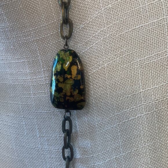 Rich and Deep Colored Costume Necklace & Earrings - Picture 3 of 8